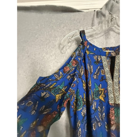 Skies Are Blue Dress Womens Medium Blue Floral Cold Shoulder Boho Fit Flare - Picture 4 of 14